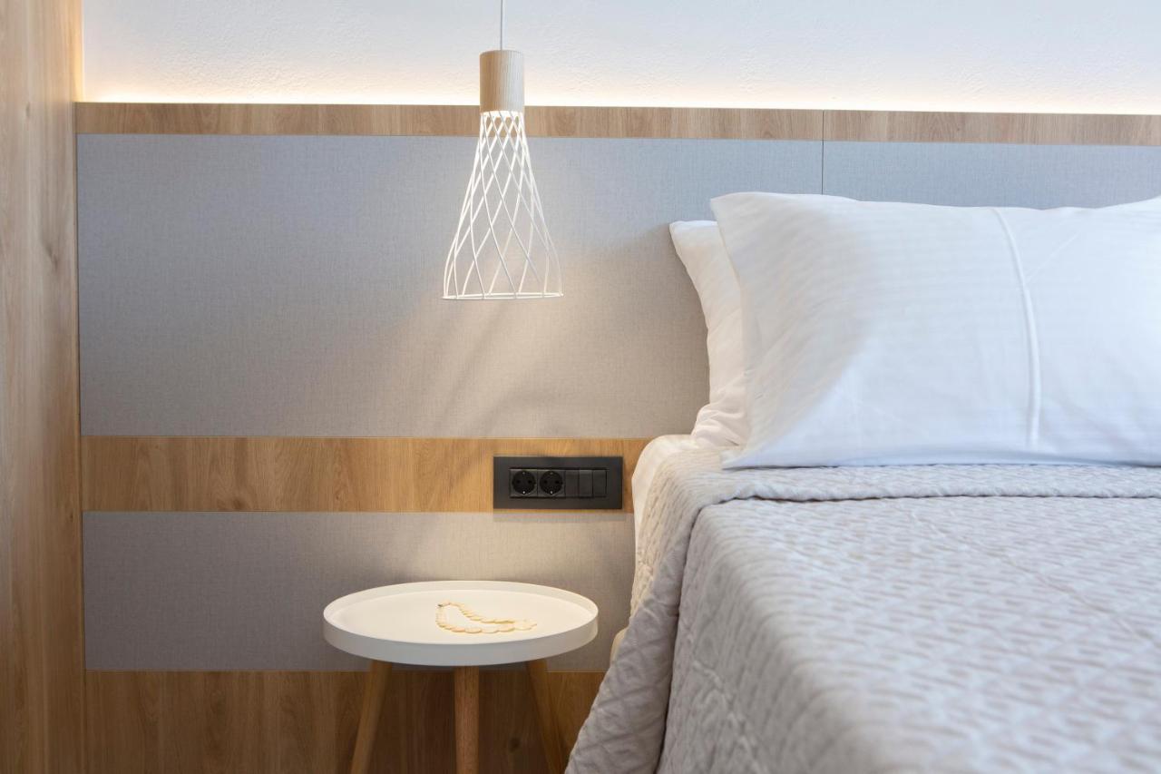 Elianthi Luxury Apartments นิเกียนา ภายนอก รูปภาพ