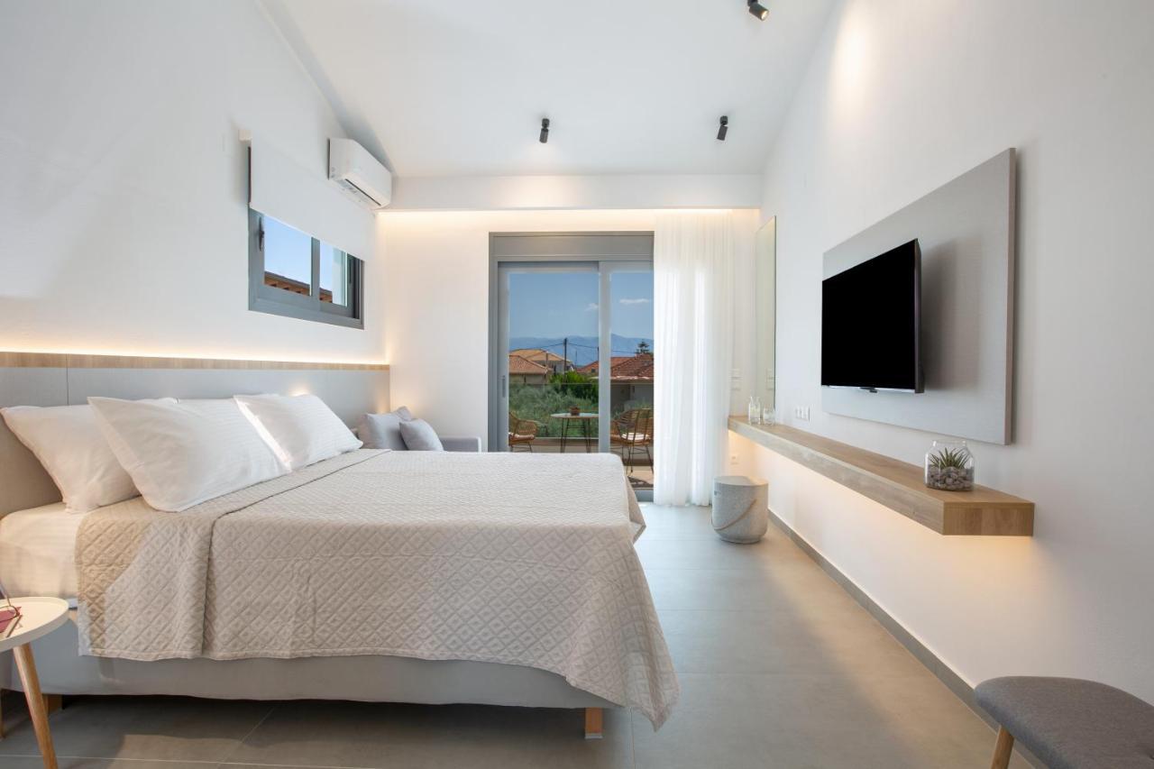 Elianthi Luxury Apartments นิเกียนา ภายนอก รูปภาพ