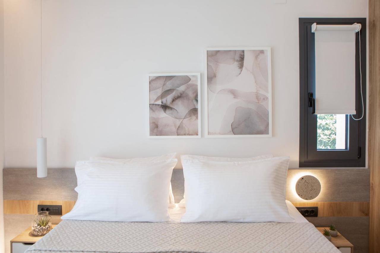 Elianthi Luxury Apartments นิเกียนา ภายนอก รูปภาพ